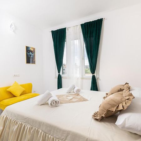 Lions Suites Split Exterior foto